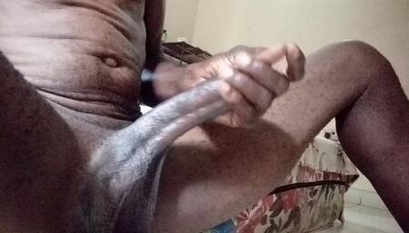 Londiq handfuck