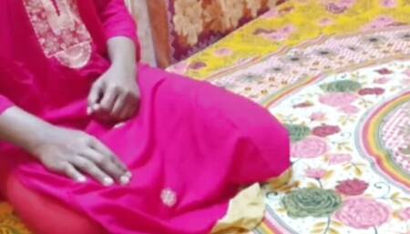 XXX stepbrother give kurkura and fuck his stepsister hindi