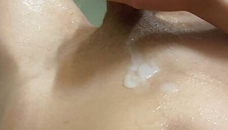 Jerking off while Taking a Hot Bath