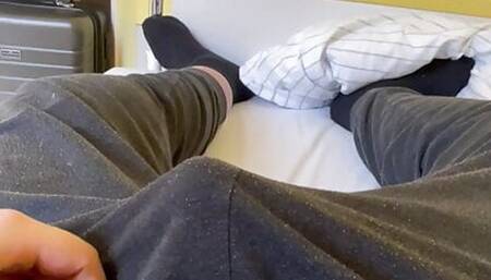 Im Krankenhaus wichsen und auf den geilen Pfleger warten