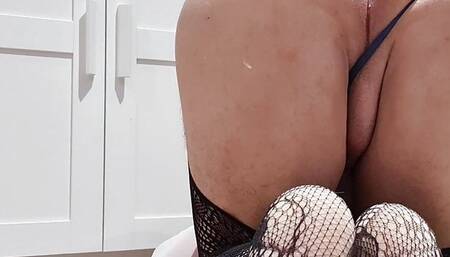 Sissy slut dildo her ass