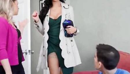 Brunette Sexy Ania Kinski Gets Naughty With Jordi's Big Cock