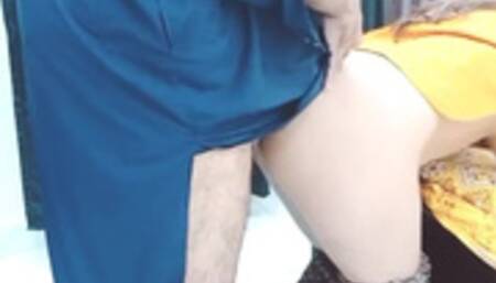 Pakistani Wife Fucked by her Driver when her Husband not at Home with Clear Audio Hot Sex