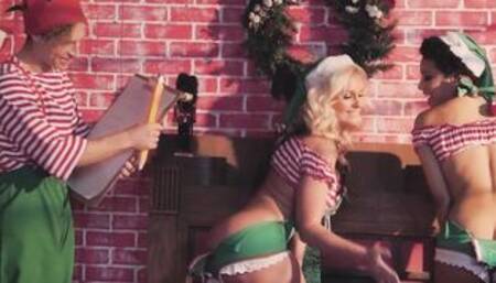 Santa's Twerkshop Movie With Michael Vegas, Alena Croft, Diamond Banks - Brazzers Official