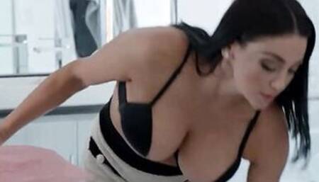 Audrey Bitoni fucks husband's employee 2