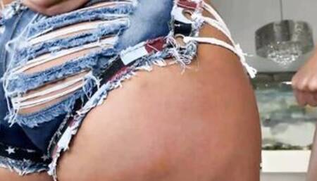 Bae Huge Butt Babes Kelsi Monroe and Rose Monroe inside Truck Wash 3 Way with J Mac