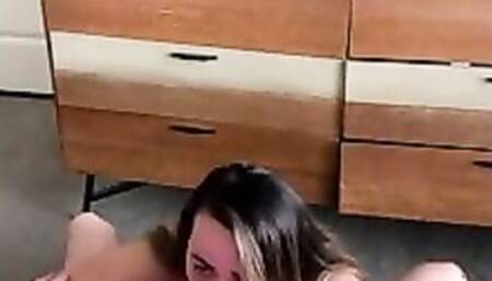 Making cryptobillionaire CUM while he plays ps5