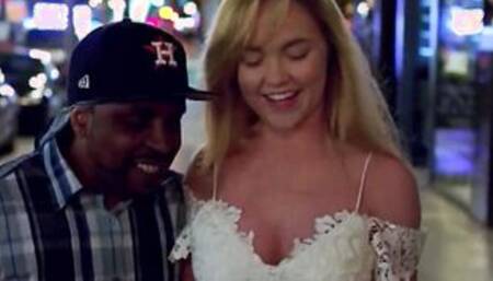 Tourist Nikole Nash finds BBC in the big city 3