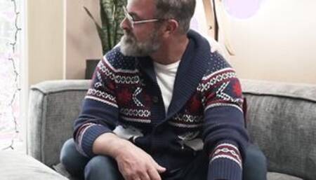 Bearded, handsome silver fox fucks twink