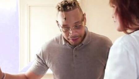 Open house became accidental gang bang of free use milf realtor Syren De Mer