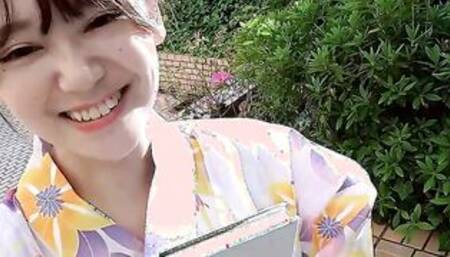 Cutest Japanese women Miss Aki Igarashi comes to play today