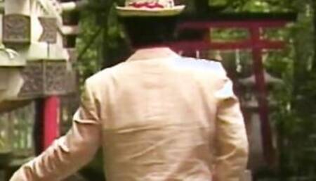 Japanese MILF masturbates in solo scene