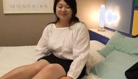 Fumie Tomaru is cheating on her hubby into a love hotel inside Tokyo