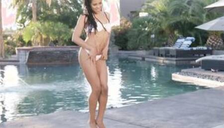 Brazzers House three: Episode one Movie With Karma Rx, Bridgette B, Toni Ribas, Jessy Jones, Gina Valentina, Xander Corvus, Ashley Adams, Charles Dera, Aaliyah Hadid, Lena Paul, Katrina Jade, Lela Model, Keiran Lee, Isiah Maxwell, Nicolette Shea, Ricky Jo