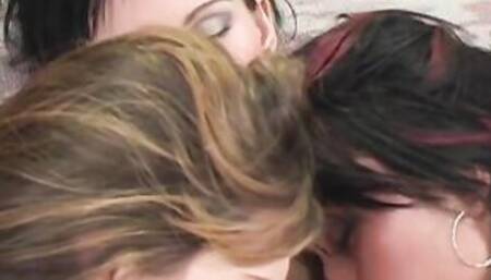 Sarah Loves Gets Nailed A Lot