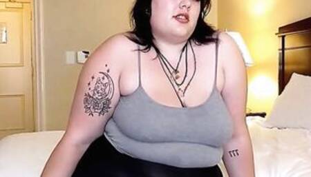 Casting Curvy - brand new 18 yr old squirts in porn audition