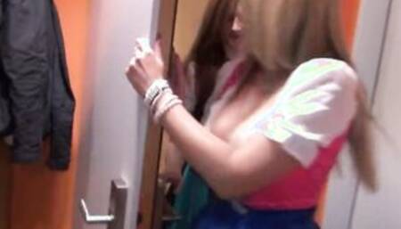 Anal Pornocasting auf dem Oktoberfest mit Franzi - Deeply -