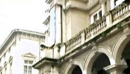 Lea De Mae Offer A Head Inside The Kitchen