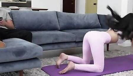 Stretch Me Out - S42:E28