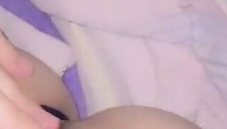 قحبة مغربية منيوكة من مراكش تتهزو مع خليجي فلوطيل وهي فرحانة وناشطة وهي تتحوا