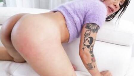 Small Anal Bimbo Holly Hendrix