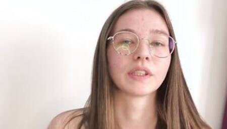 MY first sex sex tape! Long and Giant Labia 19 Yo