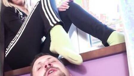sock sniffing