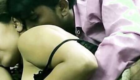 Amazing Sex with Indian xxx hot Bhabhi at home! Hindi audio