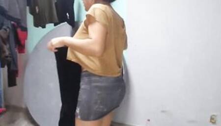 I am the niece of a real pervert, now the bastard asked me for anal sex! I have been tolerant,