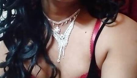 Priya sissy eat her own cum with bread