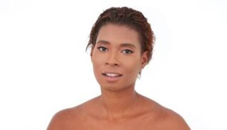 Good black mademoiselle Summer Knight jumps on a huge brown cock