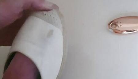 Fuck and cum in my girlfriends beige wedge