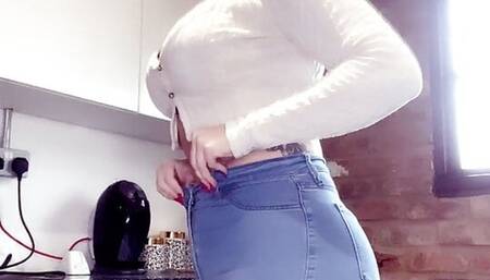 big ass paige turnah in Taboo step mum fantasy blowjob and sex with stepson in the kitchen