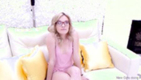 Milf sucks big cock in homemade studio