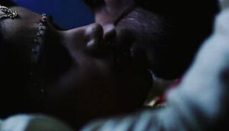 Bhabhi ki train mein hoye chudayi