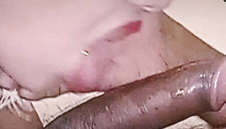 Desi Larkine Dost Ko Blowjob