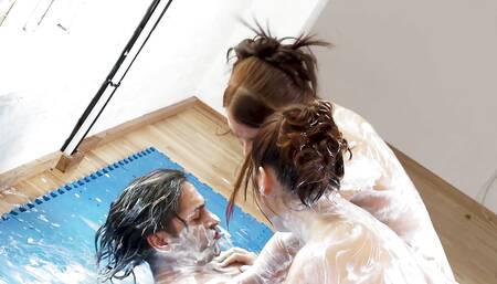 Bellina, Roxy Taggart And Leila Bee Have A Marshmallow Fluff