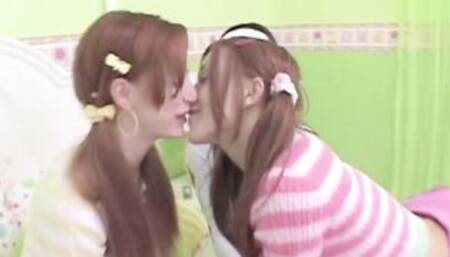 Three Teen Licking Each other pussy Threesome