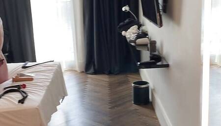 Locked Slave fucking itself in a hotel room