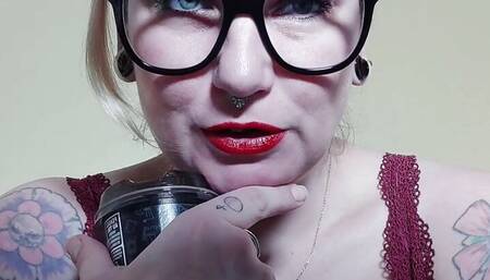 Vends-ta-culotte - Humiliation and findom by sexy French dominatrix