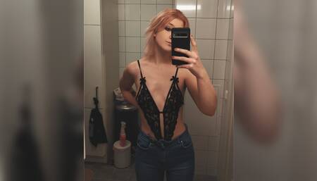 Would you smack my ass? ????