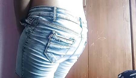 Indian girl ass show