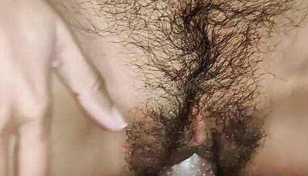 Desi Yogita Bhabhi ko condom lagake khub choda