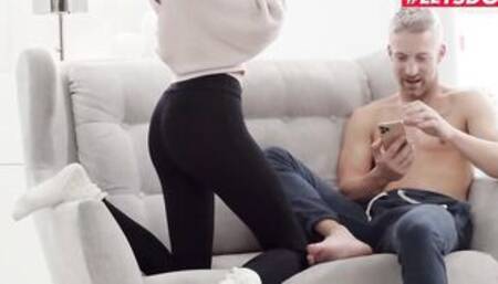 LETSDOEIT - (Isabella De Laa, Lutro) - Slender All Natural Hottie Jumps