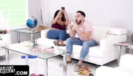 Huge Tit Step Sister Lets Her Turned On Step Brother Pounds Her Juicy Latin