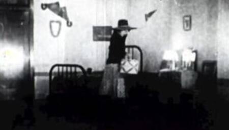 Retro Dark London, Inside The Shadows Of The Roaring Twenties