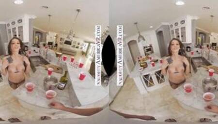 Sexsual America - Jenna Fireworks, Kayley Gunner, and Maddy May arrive early