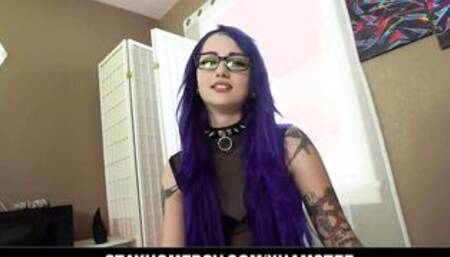 Voluptuous Assed Needs Some Distraction During Lockdown