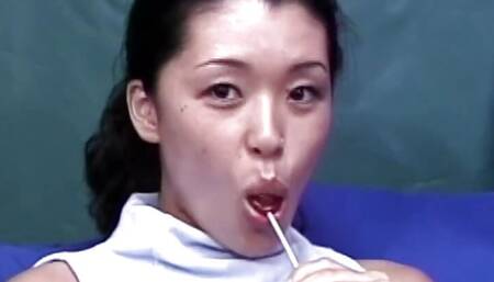 Asian slut loves to suck cock!