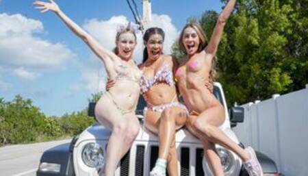 All Out Wild Fucking Fantasy Fest with BFFs